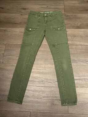 Vanilla Star Mid-Rise Skinny Jeans in Olive